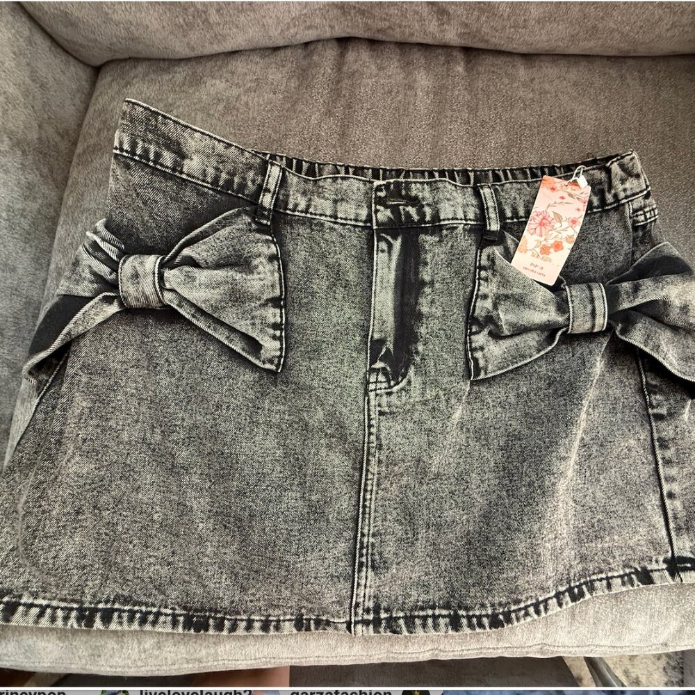 Cute Black Denim Bow Skirt Size 2XL NEW WITH TAGS Plus